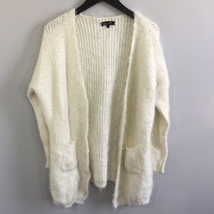 Elliatt Cream White Soft Fuzzy Chunky Knit Sweater